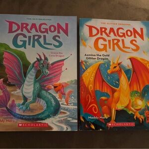 Scholastic Dragon Girls Book Set (2)